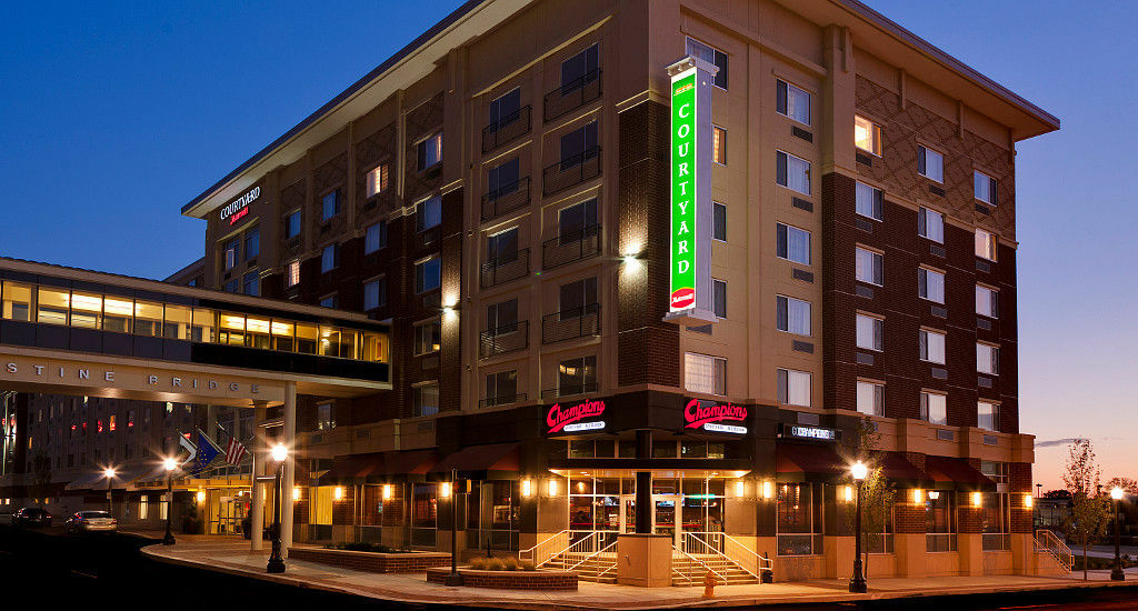 Courtyard Fort Wayne Downtown At Grand Wayne Convention Center Eksteriør billede